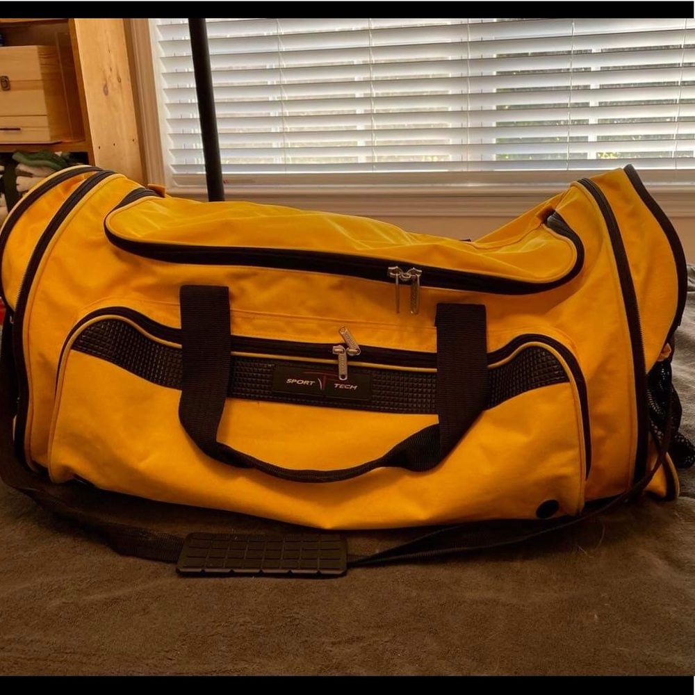 24” Expandable Duffle Bag